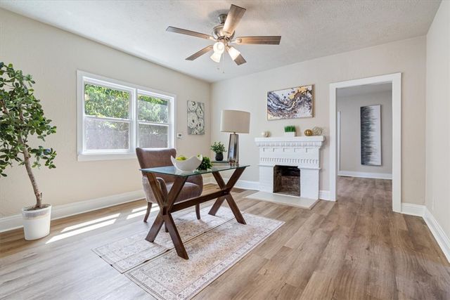 1112 E Harvard Street, Siloam Springs, AR 72761