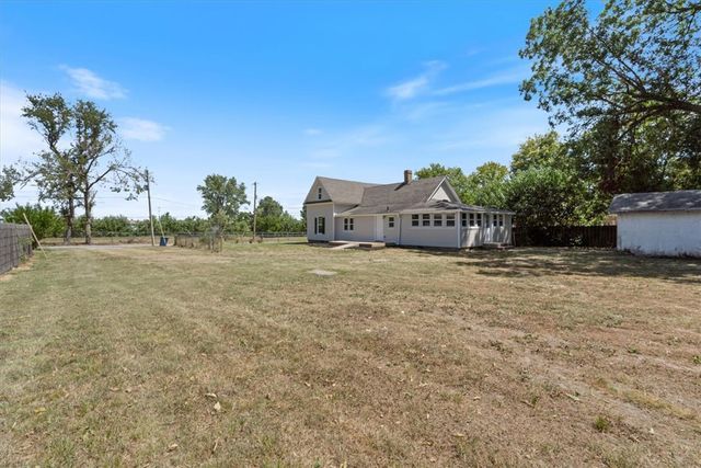 1112 E Harvard Street, Siloam Springs, AR 72761
