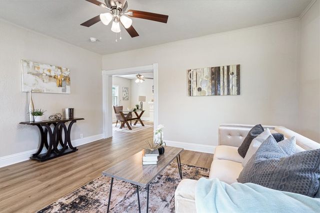 1112 E Harvard Street, Siloam Springs, AR 72761