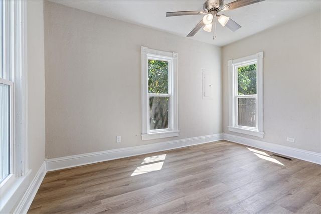 1112 E Harvard Street, Siloam Springs, AR 72761