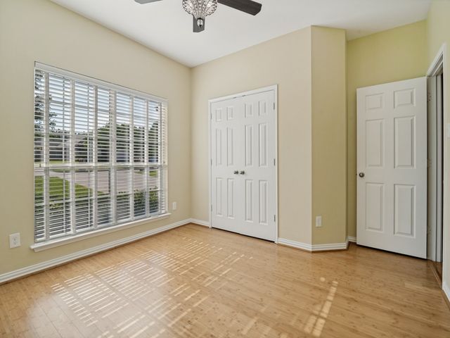 1316 Valley Stream Drive, Wylie, TX 75098