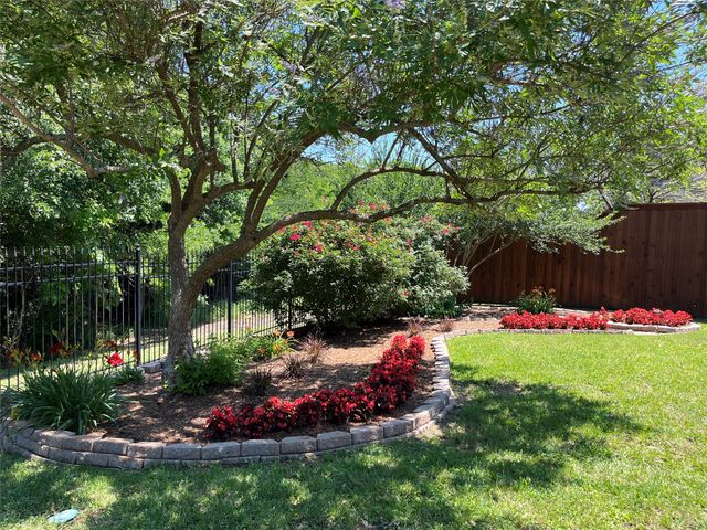 1316 Valley Stream Drive, Wylie, TX 75098