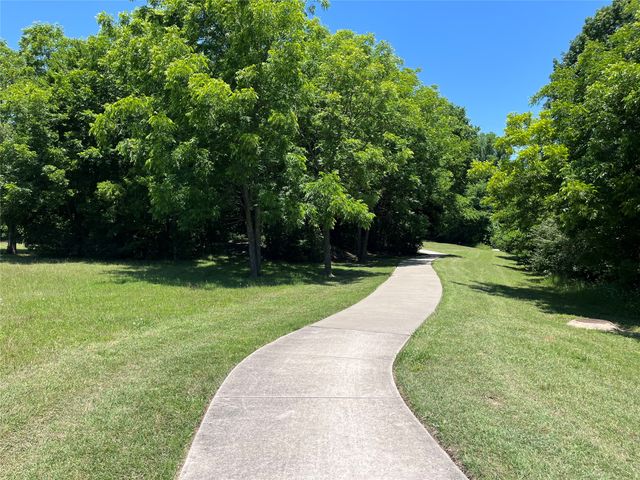 1316 Valley Stream Drive, Wylie, TX 75098