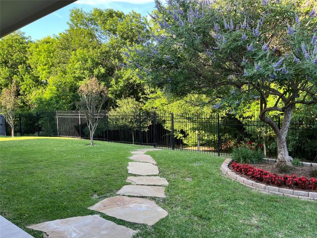 1316 Valley Stream Drive, Wylie, TX 75098
