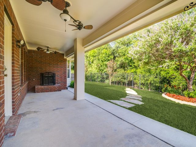 1316 Valley Stream Drive, Wylie, TX 75098