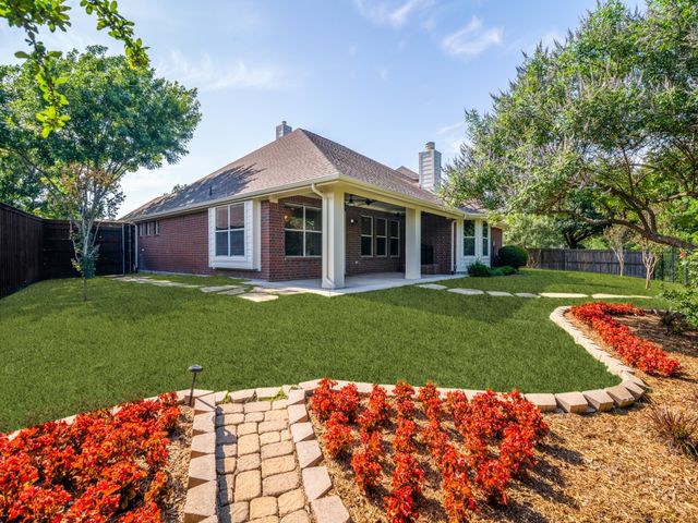 1316 Valley Stream Drive, Wylie, TX 75098