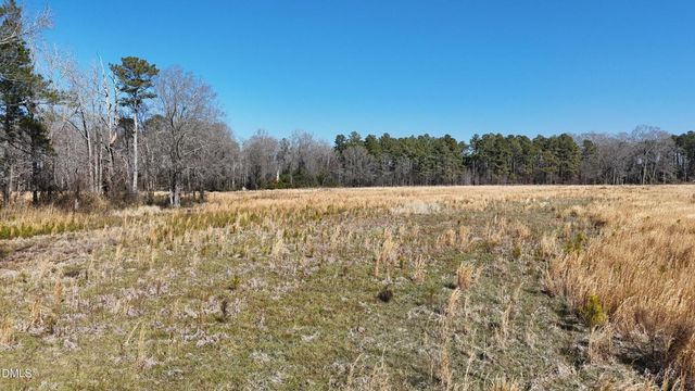 00 Division Place, Fayetteville, NC 28312
