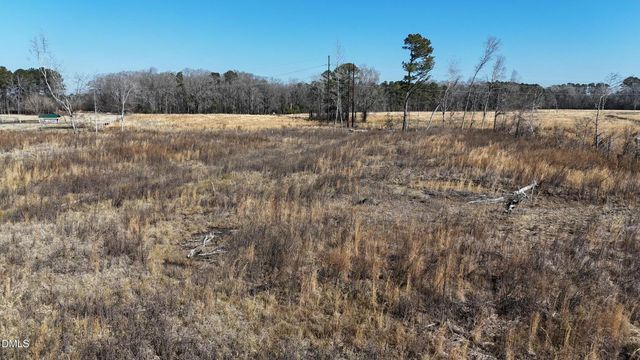 00 Division Place, Fayetteville, NC 28312