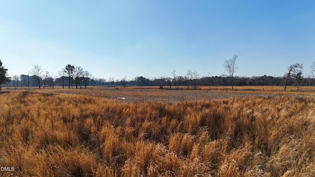 00 Division Place, Fayetteville, NC 28312