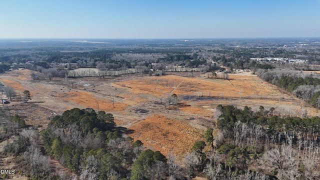 00 Division Place, Fayetteville, NC 28312