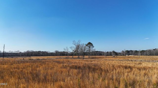00 Division Place, Fayetteville, NC 28312