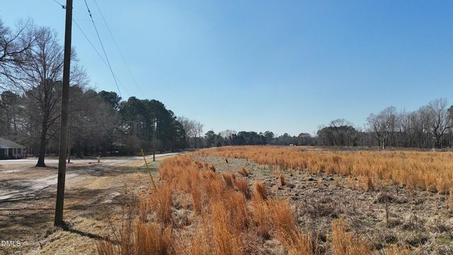 00 Division Place, Fayetteville, NC 28312