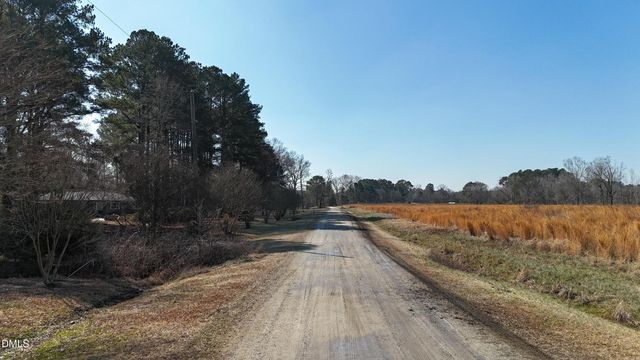 00 Division Place, Fayetteville, NC 28312