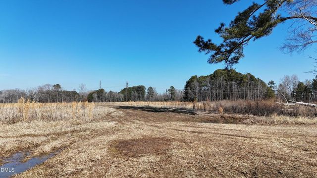 00 Division Place, Fayetteville, NC 28312