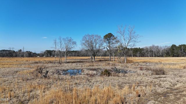 00 Division Place, Fayetteville, NC 28312