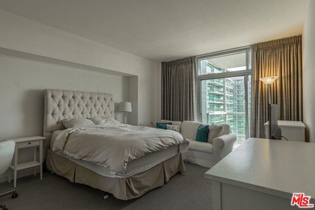 13700 Marina Pointe Drive 1431, Marina Del Rey, CA 90292