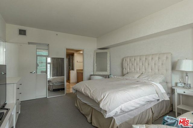 13700 Marina Pointe Drive 1431, Marina Del Rey, CA 90292