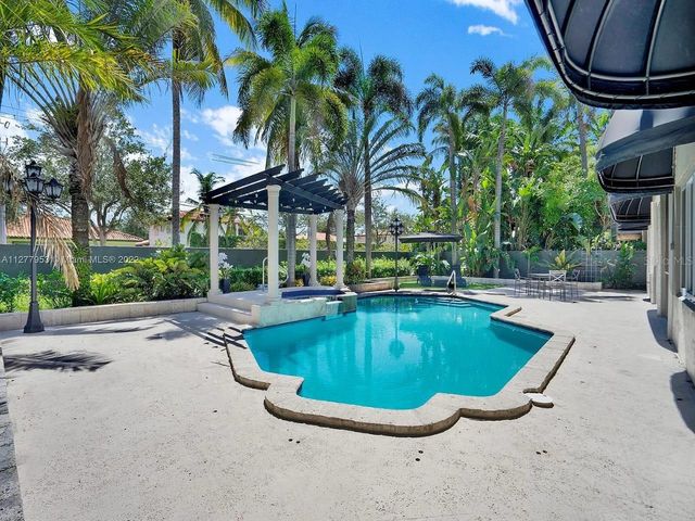 15945 NW 82ND COURT, Miami Lakes, FL 33016