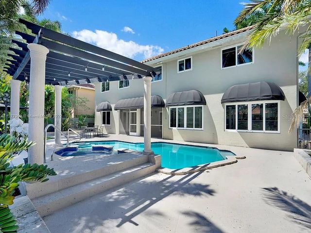 15945 NW 82ND COURT, Miami Lakes, FL 33016