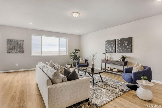 54960 E 27 Avenue, Strasburg, CO 80136