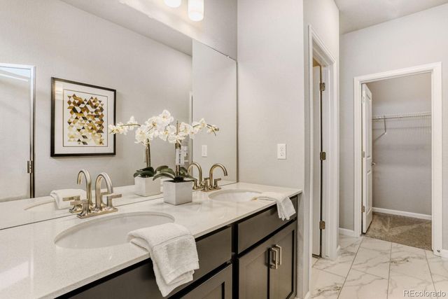 54960 E 27 Avenue, Strasburg, CO 80136