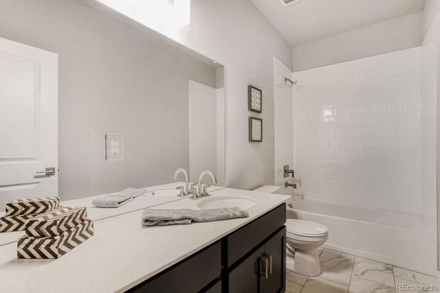 54960 E 27 Avenue, Strasburg, CO 80136