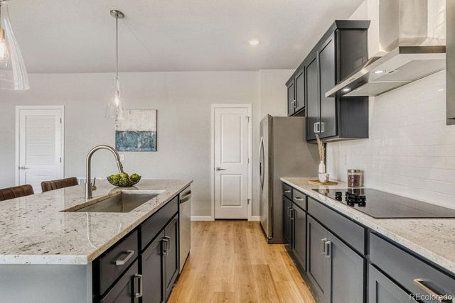 54960 E 27 Avenue, Strasburg, CO 80136