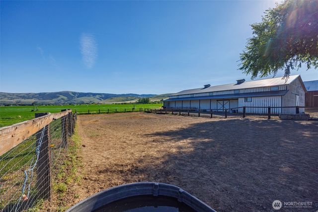 5500 Weaver Road, Ellensburg, WA 98926