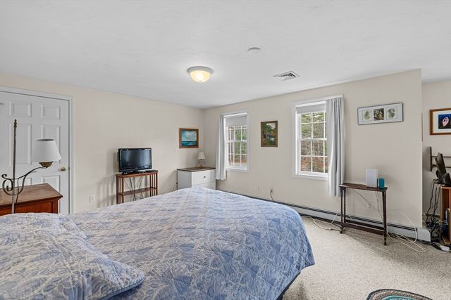 291 County Rd, Marion, MA 02738