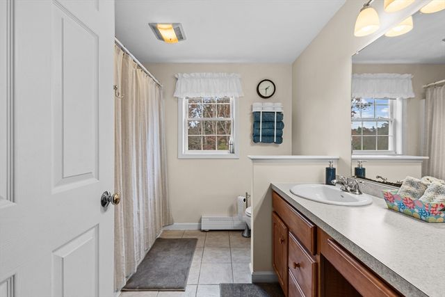 291 County Rd, Marion, MA 02738