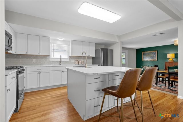 1100 N 66th Street, Waco, TX 76710