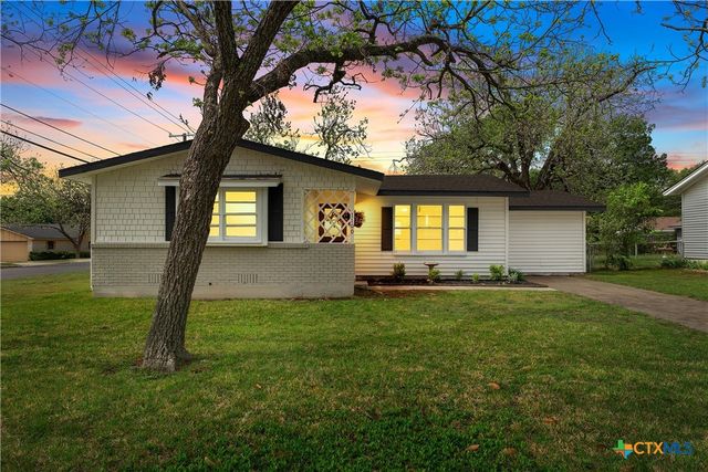 1100 N 66th Street, Waco, TX 76710