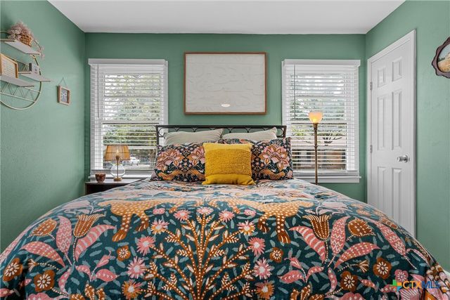 1100 N 66th Street, Waco, TX 76710