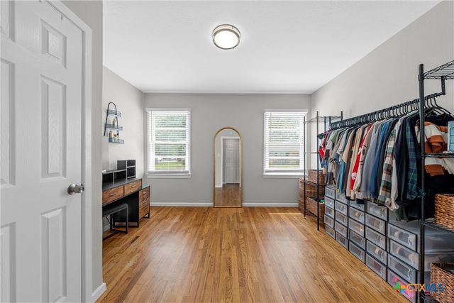 1100 N 66th Street, Waco, TX 76710