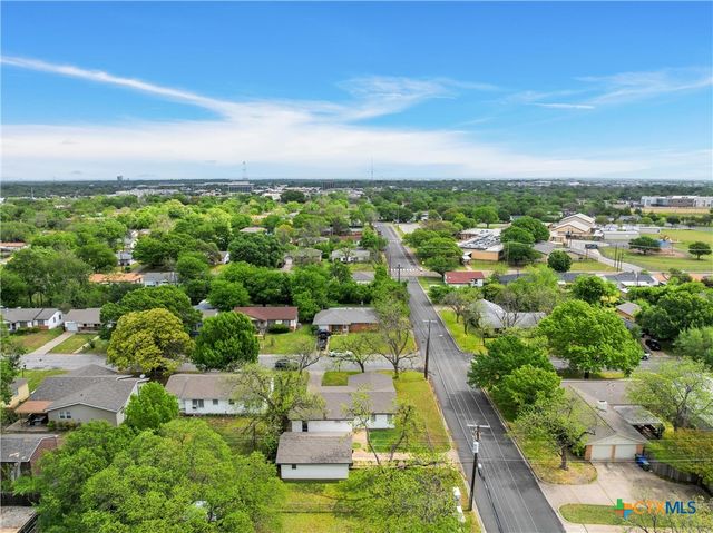 1100 N 66th Street, Waco, TX 76710