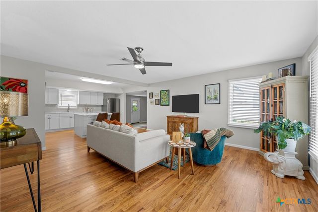 1100 N 66th Street, Waco, TX 76710