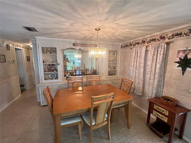 818 JOLANDA CIRCLE, Venice, FL 34285