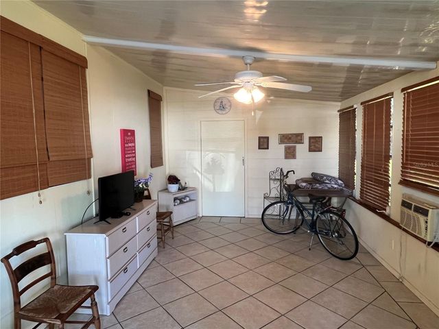 818 JOLANDA CIRCLE, Venice, FL 34285