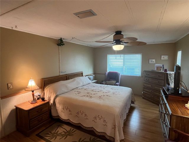 818 JOLANDA CIRCLE, Venice, FL 34285