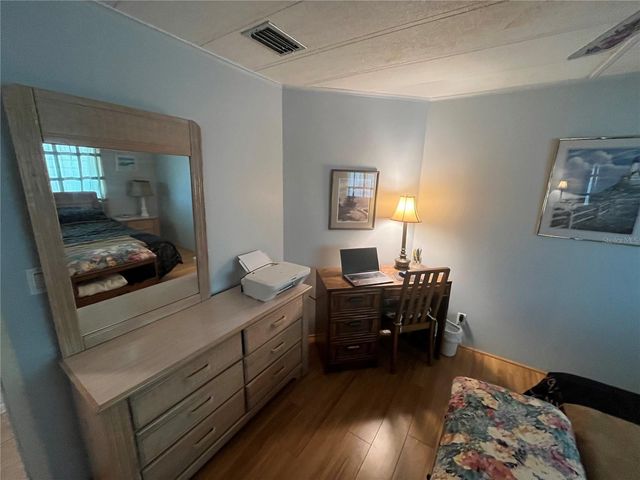 818 JOLANDA CIRCLE, Venice, FL 34285