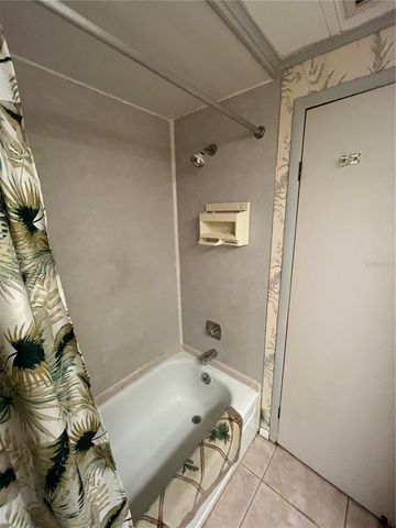 818 JOLANDA CIRCLE, Venice, FL 34285