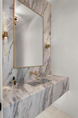 2503 Westlake DR 301, Austin, TX 78746