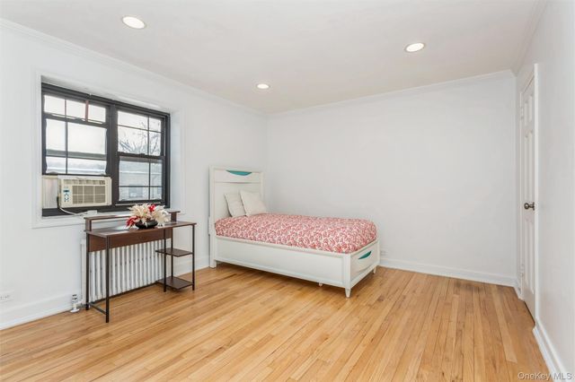 25 Manchester Road B-23, Eastchester, NY 10709