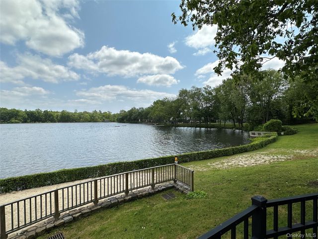 25 Manchester Road B-23, Eastchester, NY 10709