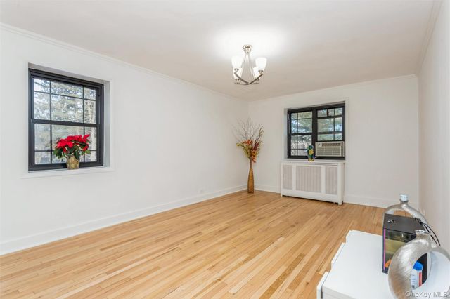 25 Manchester Road B-23, Eastchester, NY 10709