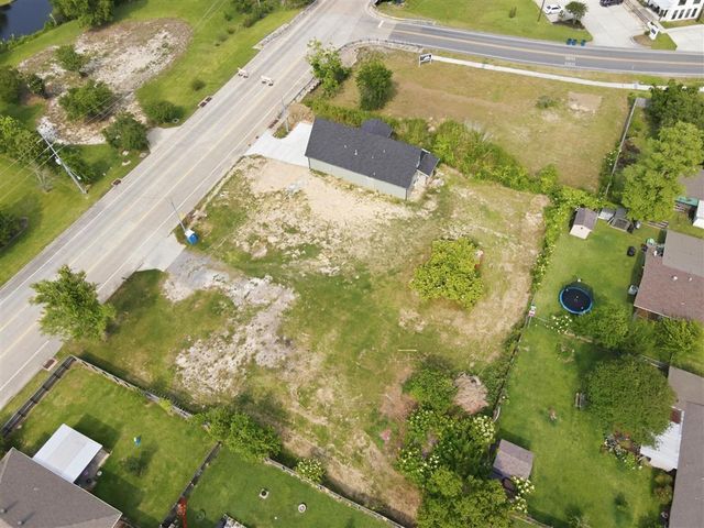 913 W Sale Road, Lake Charles, LA 70605