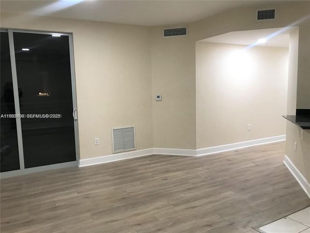 1830 Radius Dr 517, Hollywood, FL 33020