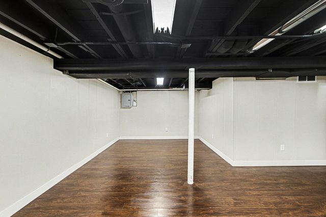 9747 Erie Street, Highland, IN 46322