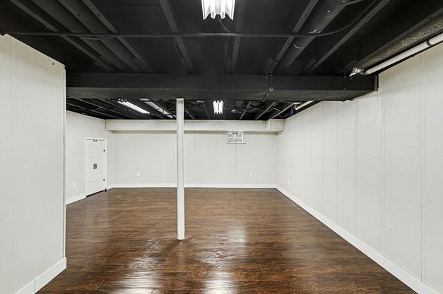 9747 Erie Street, Highland, IN 46322