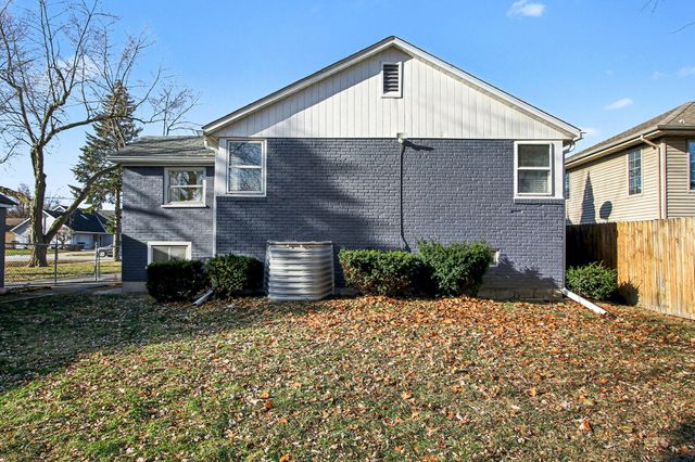 9747 Erie Street, Highland, IN 46322